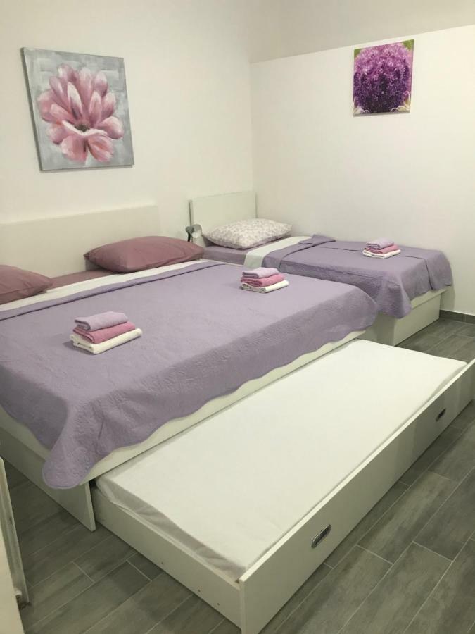 Apartman Veronika Starigrad Paklenica Exterior foto